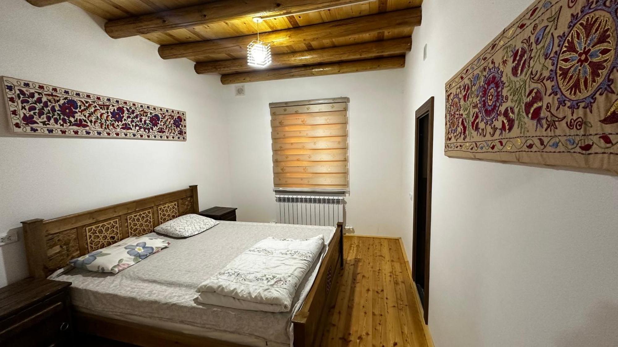 Hayat Guesthouse Nuratau Mountains Yukary-Ukhum Exterior photo